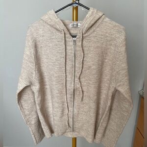 Zenana full zip hoodie Oatmeal XL sweater New without tags. 
Heathered look